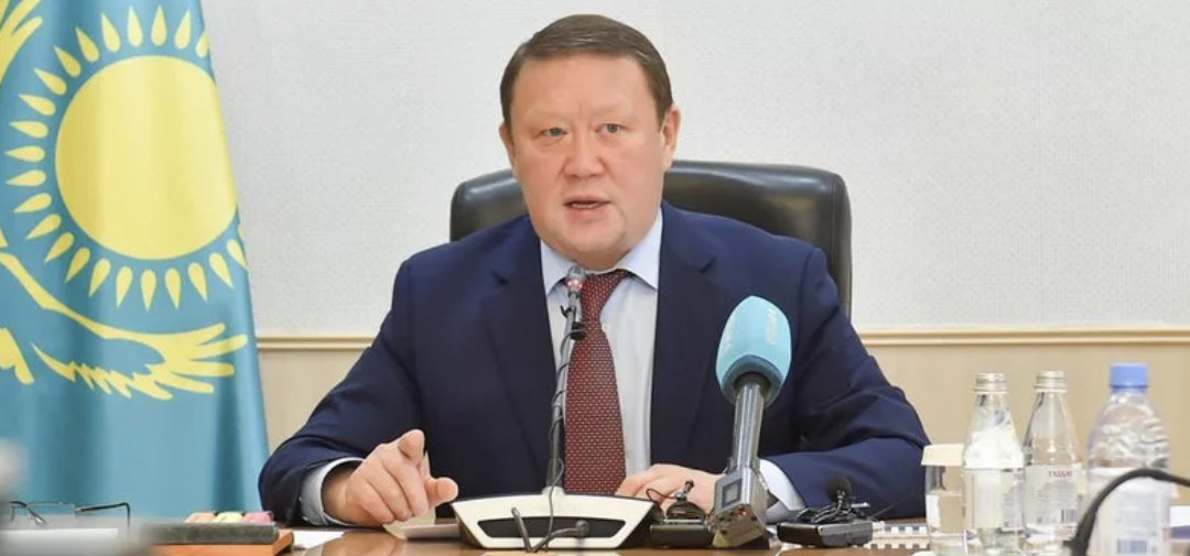 Из открытых источников Из открытых источников, Илья Белов